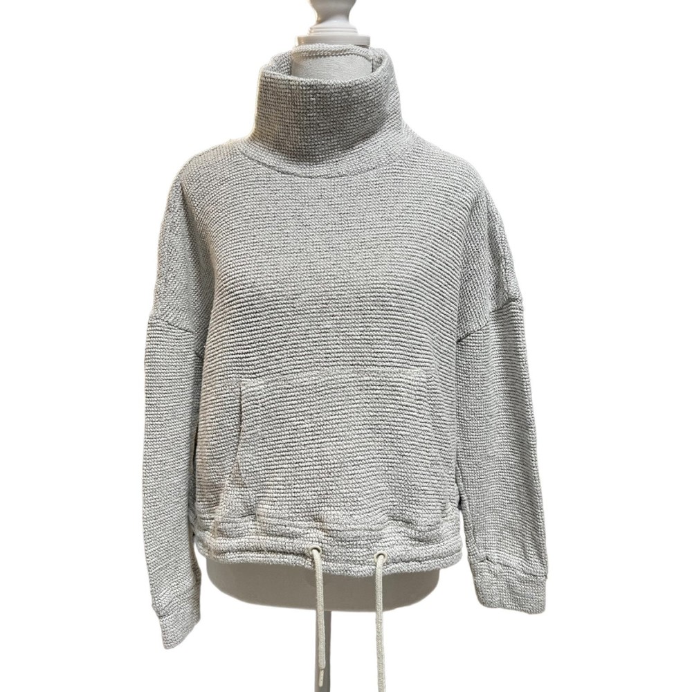 90 Degree by Reflex size L women’s sweater with synch tie at bottom